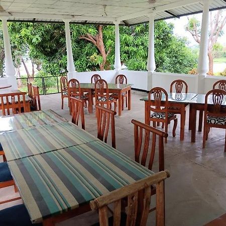 Aligama Cottage Talakolawela Bagian luar foto