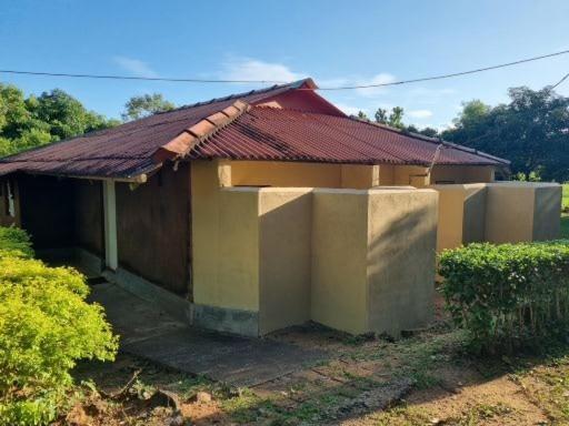 Aligama Cottage Talakolawela Bagian luar foto