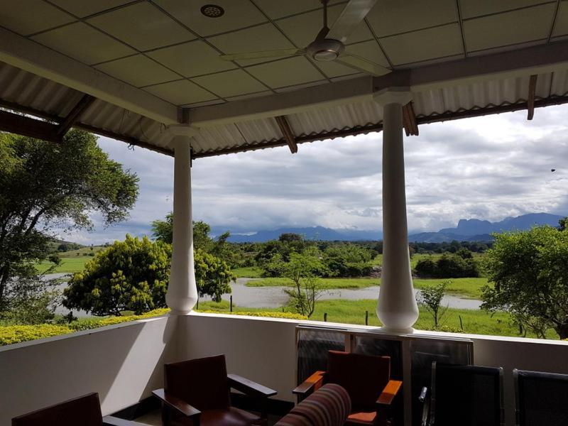 Aligama Cottage Talakolawela Bagian luar foto
